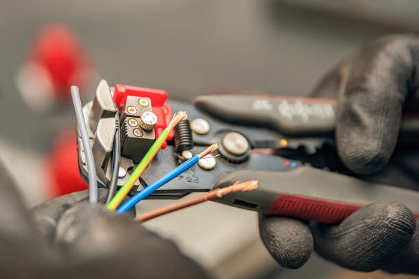Affordable Emergency Electrician in Bayshore, OR